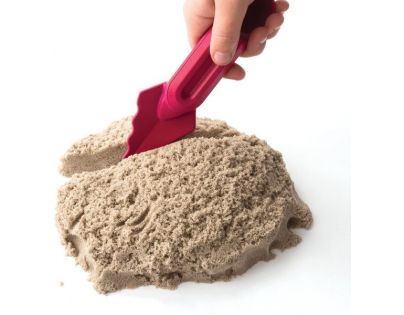 Kinetic Sand Cestovné kufrík s formičkami