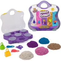 Kinetic Sand Kufrík s doplnkami