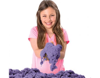 Kinetic Sand Piesočný zámok s formičkami 454 g fialový