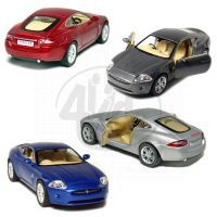 Kinsmart Auto Jaguar XK Coupe kov 13cm na zpětné natažení 2