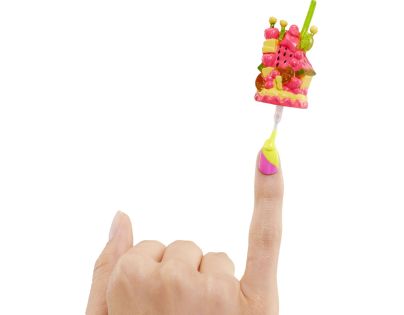 L.O.L. Surprise! OMG Nechtové štúdio s bábikou Pinky Pops Fruit Shop - Poškodený obal