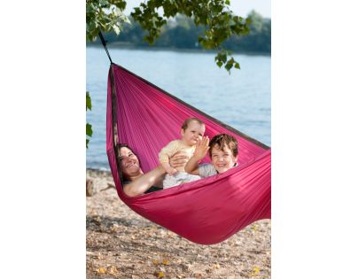 La Siesta Cestovná hojdacia sieť Colibri Single Fuchsia