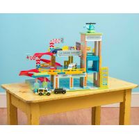 Le Toy Van Garáž Le Grand - Oiškozený obal 2
