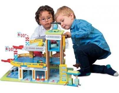 Le Toy Van Garáž Le Grand - Oiškozený obal