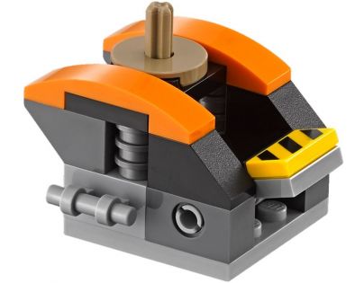 LEGO Batman Movie 70914 Bane a útok s nákladiakom plným jedov