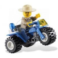 LEGO City 4438 Úkryt zloděje 4