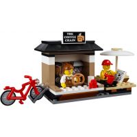 LEGO City 60097 Náměstí ve městě 6