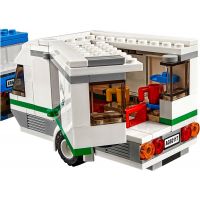 LEGO City 60117 Dodávka a karavan 4