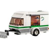LEGO City 60117 Dodávka a karavan 6