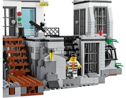 LEGO City 60130 Vězení na ostrově