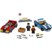 LEGO® City 60242 Policajná naháňačka na diaľnici 4