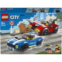 LEGO® City 60242 Policajná naháňačka na diaľnici 6