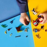 LEGO® City 60300 Záchranárska štvorkolka do divočiny 4