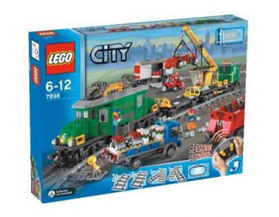 LEGO CITY Nákladní vlak De Luxe