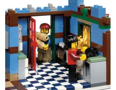 LEGO Creator 10229 Zimní chalupa