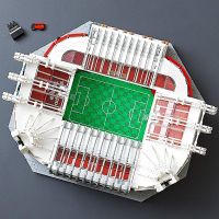 LEGO® Creator Expert 10272 Old Trafford - Manchester United 3