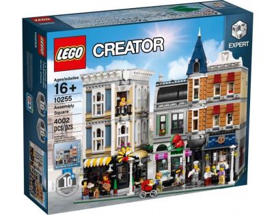 LEGO® Creator Expert 10255 Zhromaždenie na námestí