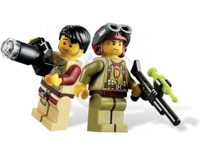 LEGO Dinosauři 5886 - Lovec T-Rexů