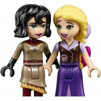 LEGO Disney Princess 41157 Rapunzel a jej koč 5
