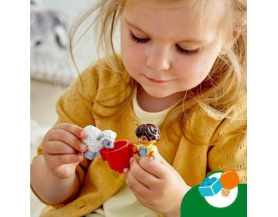 LEGO® DUPLO® Town 10952 Stodola,traktor a zvieratká z farmy