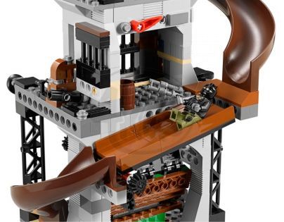 LEGO Želvy Ninja 79117 Invaze do želvího doupěte