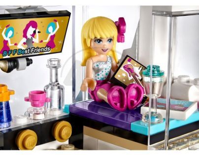 LEGO Friends 41106 Autobus pro turné popových hvězd