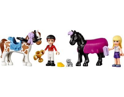 LEGO Friends 41126 Jezdecký klub v Heartlake