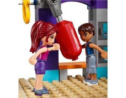 LEGO Friends 41312 Sportovní centrum v městečku Heartlake