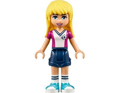 LEGO Friends 41330 Stephanie na futbalovom tréningu