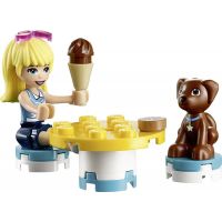 LEGO Friends 41389 Pojazdný zmrzlinársky stánok 6