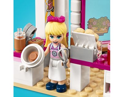 LEGO® Friends 41426 Kaviareň v parku mestečka Heartlake