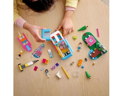 LEGO® Friends 41681 Kemping v lese