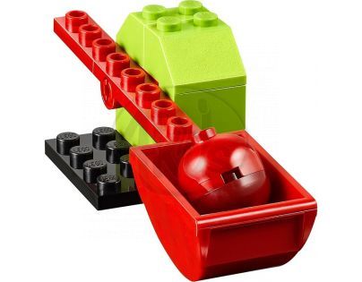LEGO Juniors 10672 - Batman™: Obrana Betcave
