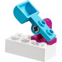 LEGO Juniors 10736 Ľadové ihrisko pre Annu a Elsu 6