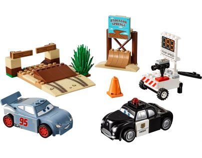LEGO Juniors 10742 Závodný okruh Willy's Butte