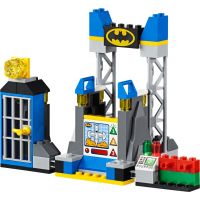 LEGO Juniors 10753 Joker útočí na Batcave 4