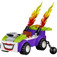 LEGO Juniors 10753 Joker útočí na Batcave 6