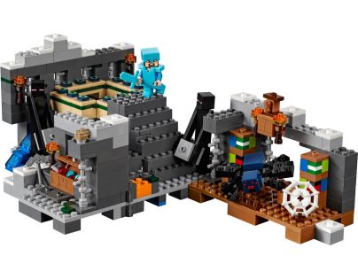 LEGO Minecraft 21124 Konečná brána