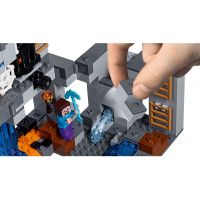 LEGO Minecraft 21147 Dobrodružstvo v skalách 6