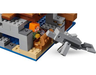 LEGO® Minecraft™ 21152 Dobrodružstvo na pirátskej lodi