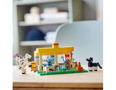 LEGO® Minecraft™ 21171 Konská stajňa