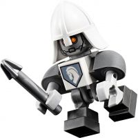 LEGO Nexo Knights 70348 Lance a turnajový vůz 5