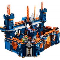 LEGO Nexo Knights 70357 Hrad Knighton - Poškozený obal 4