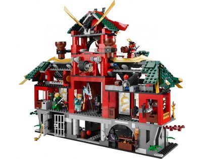 LEGO Ninjago 70728 - Bitva o Ninjago City