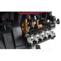 LEGO Piráti 4195 Piráti z Karibiku - Pomsta královny Anny 3
