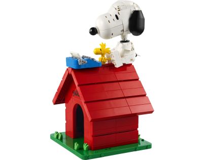 LEGO® Ideas 21368 Peanuts: Snoopyho búda