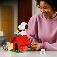 LEGO® Ideas 21368 Peanuts: Snoopyho búda 4