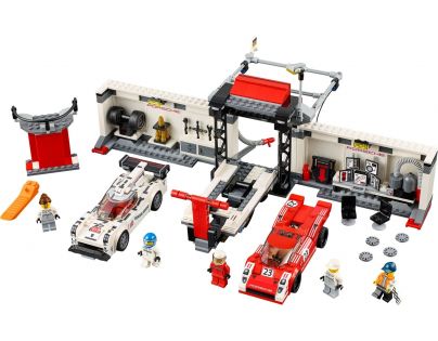 LEGO Speed Champions 75876 Porsche 919 Hybrid a 917K ulička v boxech