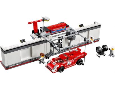LEGO Speed Champions 75876 Porsche 919 Hybrid a 917K ulička v boxech