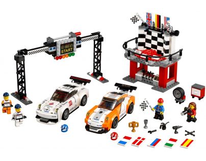 LEGO Speed Champions 75912 Porsche 911 GT v cílové rovince